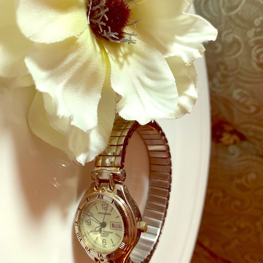 Milan Deluxe Vintage ladies waterproof watch - Picture 3 of 6